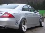 mercedes16-12-05_clsshark26.jpg