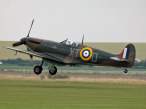 800px-Spitfire_IIA_P7350.jpg