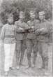 Rica 1918  sa drugovima mala.jpg