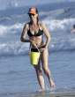 20080620-helen_hunt_bikini_pics8.jpg