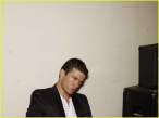 ryan-phillippe-man-about-town-22.jpg