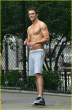 robert-buckley-hot-07.jpg