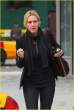 kate-winslet-waves-cab-01.jpg