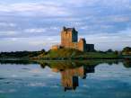 Dunguaire Castle, Kinvara, County Clare, Ireland 1.jpg