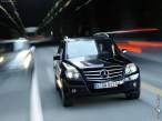 Mercedes-Benz-GLK_350_4MATIC_2010_1024x768_wallpaper_07.jpg