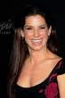 62324_celebrity-paradise.com_Sandra_Bullocl_Santa_Barbara_021_122_101lo.jpg