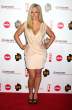kendra_wilkinson_out_white_12.jpg