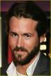 ryan-reynolds-beard-06.jpg