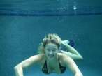 topless_underwater_01.jpg