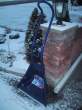 snow-shovel-02.jpg