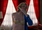 Kim_Cattrall-Sex_And_The_City_S2E04.jpg