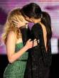 sandra-bullock-and-scarlett-liplock-003.jpg