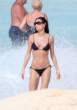 tduid300003_DemiMooreinBikiniPaparazzataaiCaraibi14febbraio2011_0005_Fotovip.jpg