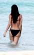 tduid300003_DemiMooreinBikiniPaparazzataaiCaraibi14febbraio2011_0002_Fotovip.jpg