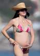 Selma_Blair_at_the_beach_in_Malibu_12.jpg