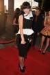ZooeyDeschanel_OurIdiotBrotherpremiere_Hollywood_160811_502.jpg