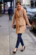 99158_CobieSmuldersLateShowWithDavidLettermanFEB_21_2011HQx258_123_370lo.jpg