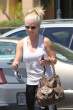 KendraWilkinson2011_08_25_runningsomeerrandsinLosAngel7450.jpg