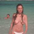 Kelly_Brook-Three-02_01.gif