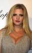 99787_LaraStoneWhiteTieTiaraBallinWindsorJUNE_23_2011HQx13_123_552lo.jpg