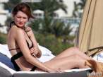mischa-barton-bikini-miami-21-580x435.jpg