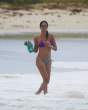 57768_KimoraLeeSimmonsBikiniontheBeachin_0001_123_399lo.jpg