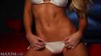 kelly_kelly_video_maxim_3.jpg