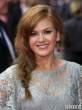 isla-fisher-on-red-carpet-at-london-premiere-of-the-dictator-06-435x580.jpg