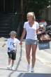 jaime_pressly_short_shorts_kid_2.jpg