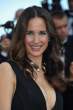 053696937_andie_macdowell_02_122_136lo.jpg