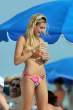 hailey_baldwin_daughter_bikini_9.jpg