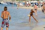 73351_Nargi012_2011_jun27_123_92lo.jpg