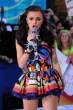 cher_lloyd_legs_today_show_24.jpg