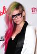 avril_lavigne_shaved_head_20.jpg