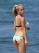 Kendra-Wilkinson---Wearing-a-bikini-in-Hawaii--03.jpg