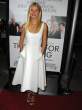 87891_paltrow6_123_73lo.jpg