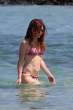 Alyson_Hannigan_bikini_DFSDAW_002.jpg