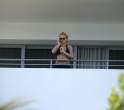 973087696_ritaorahangsoutbalconyx17_123_246lo.jpg