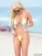 Ana-Braga-Covered-Topless-in-a-Bikini-on-Miami-Beach-09-435x580.jpg