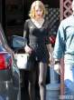Taylor-Swift-Leaving-a-Dance-Studio-in-a-Short-Skirt-03-435x580.jpg