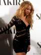 Shakira-Sexy-in-a-Black-Dress-at-Her-New-Album-Photocall-in-Spain-07-435x580.jpg