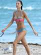 julia-pereira-takes-a-bikini-dip-in-miami-09-435x580.jpg