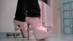 walking in sexy high heels 7 inch 18 cm.mp4_000010891.jpg