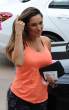 kelly-brook-heading-to-the-gym-in-la_8.jpg