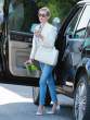Reese Witherspoon Sips on a green juice in Los Angeles April 16-2015 015.jpg