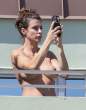 Elisabetta_Canalis_Topless_in_Miami_Beach_02-22-2024__4_.jpg